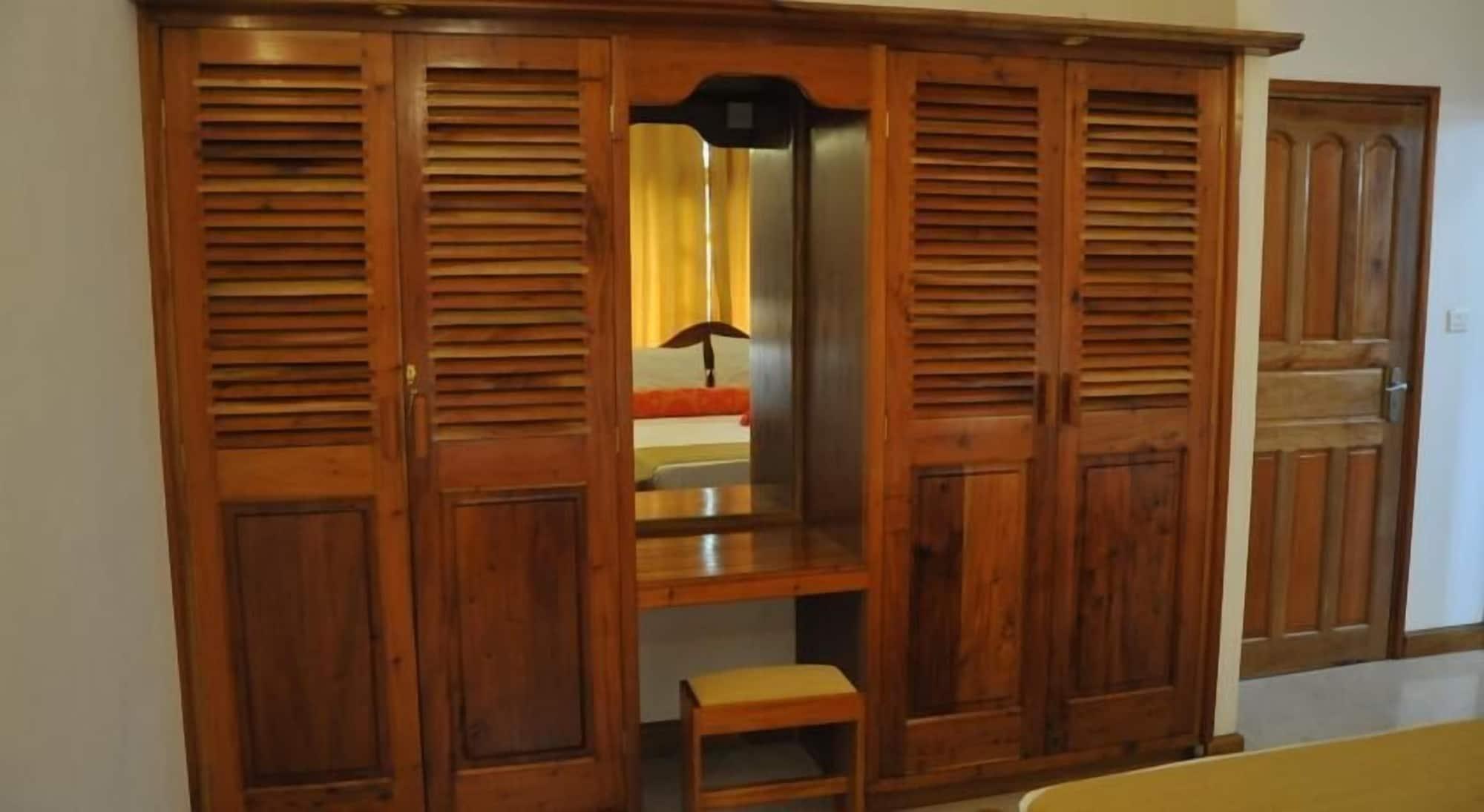 La Fontaine Holiday Apartment Bel Ombre Ngoại thất bức ảnh