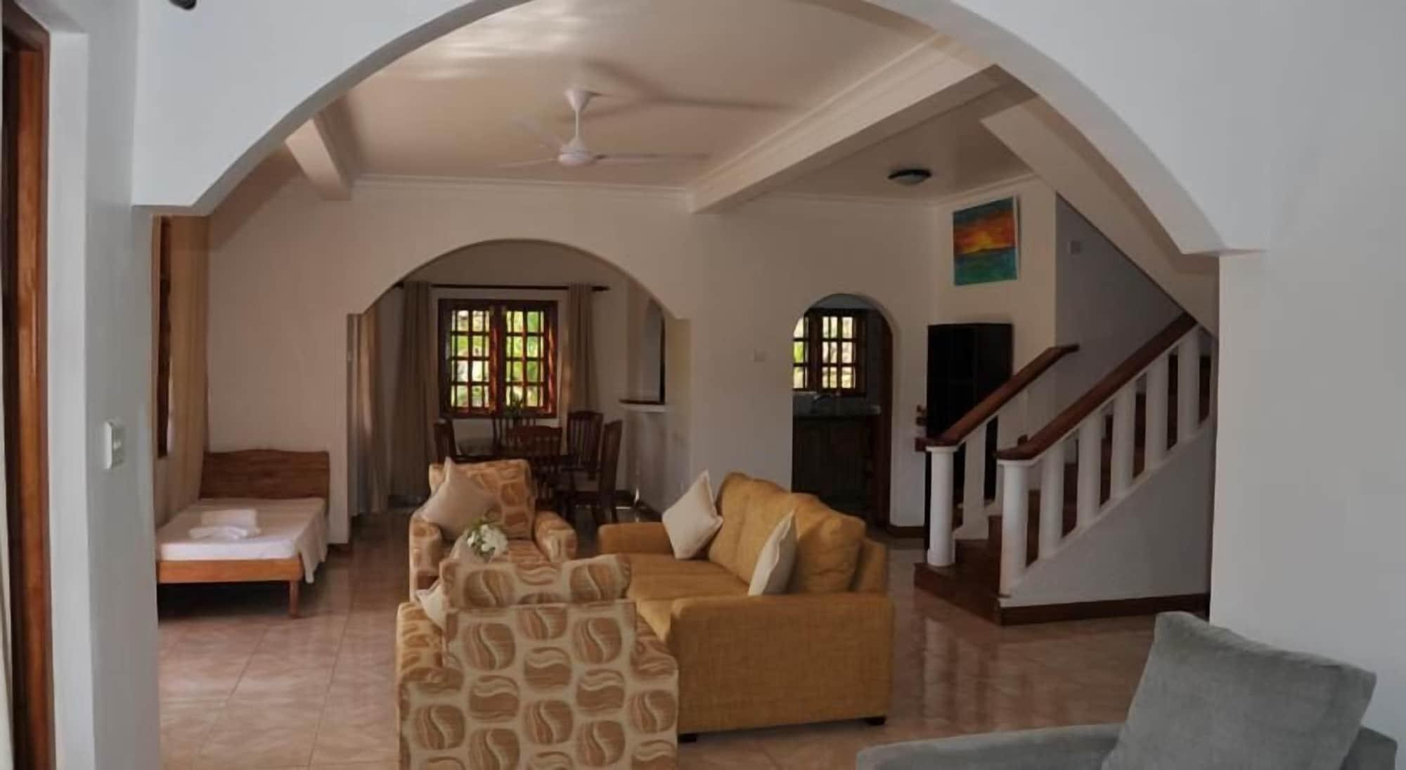 La Fontaine Holiday Apartment Bel Ombre Ngoại thất bức ảnh