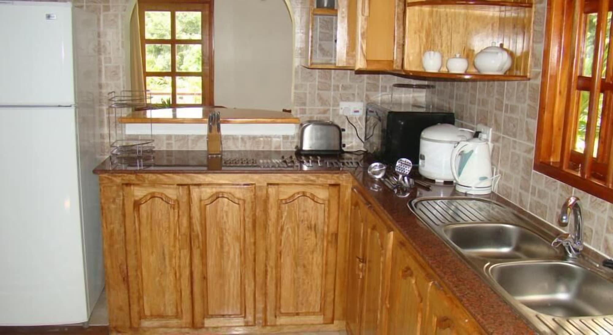 La Fontaine Holiday Apartment Bel Ombre Ngoại thất bức ảnh