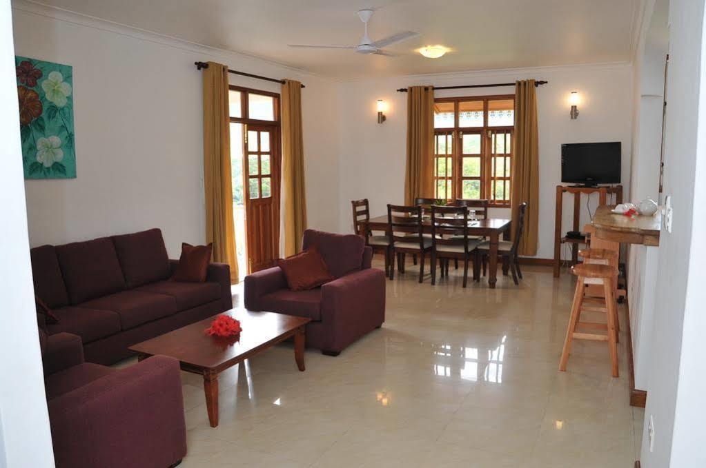 La Fontaine Holiday Apartment Bel Ombre Ngoại thất bức ảnh